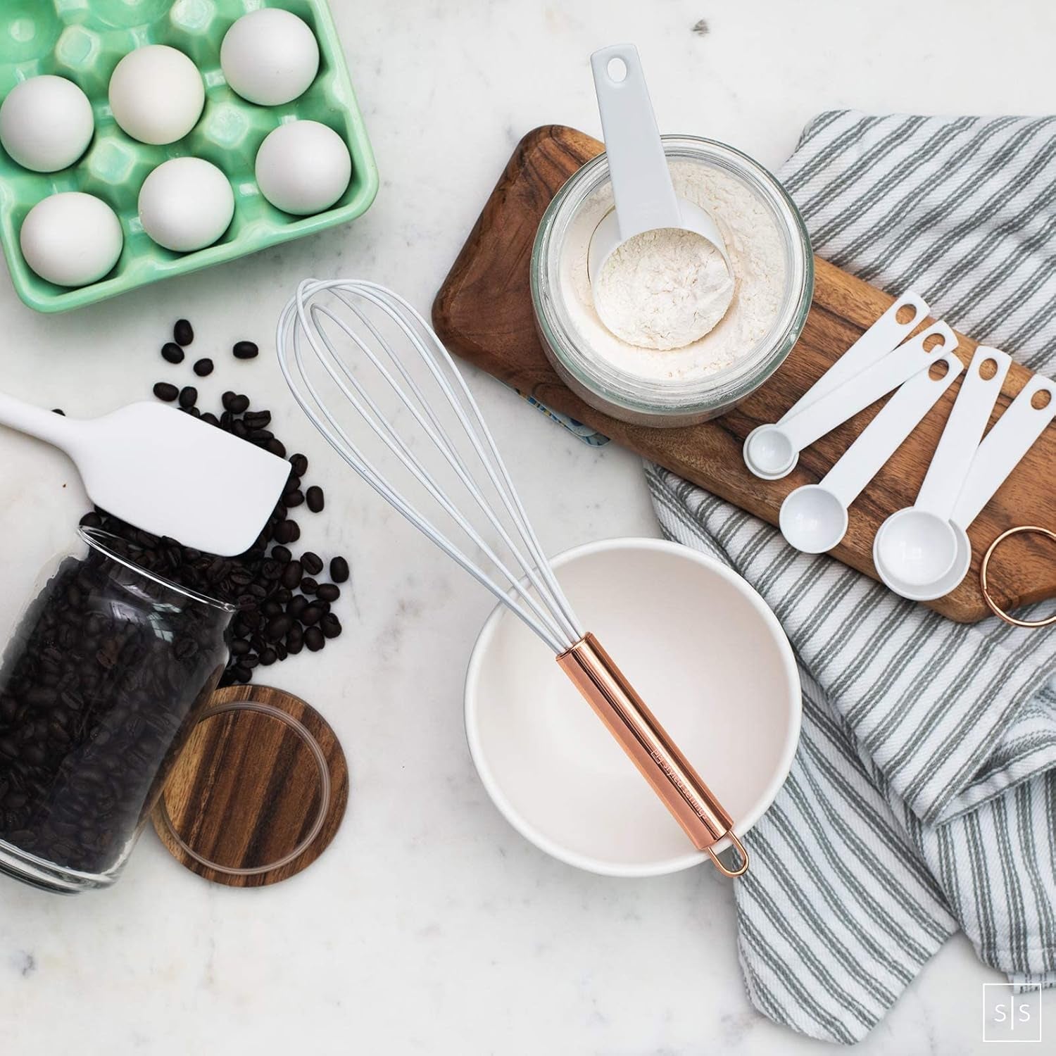 White & Copper Kitchen Utensils - 18 PC Set Includes Utensil Holder, Measuring Cups & Spoons, Rose Gold Accessories